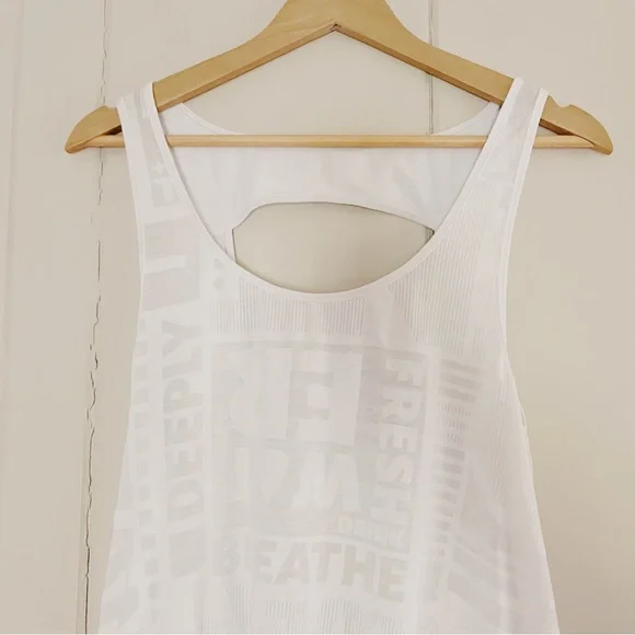 Lululemon Next To Nothing Tank Exploded Manifesto Pop Block Burnout White Sz 8 - Picture 4 of 7